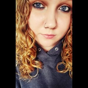 Meet your Posher, Paige